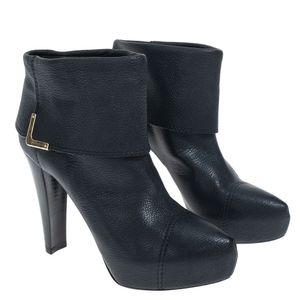 Bota Louis Vuitton Couro Preto