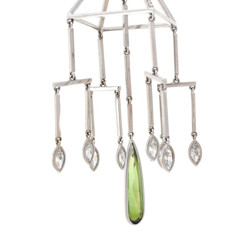 Brinco-Ara-Vartanian-Ouro-Branco-com-Turmalina-Verde-e-Diamantes