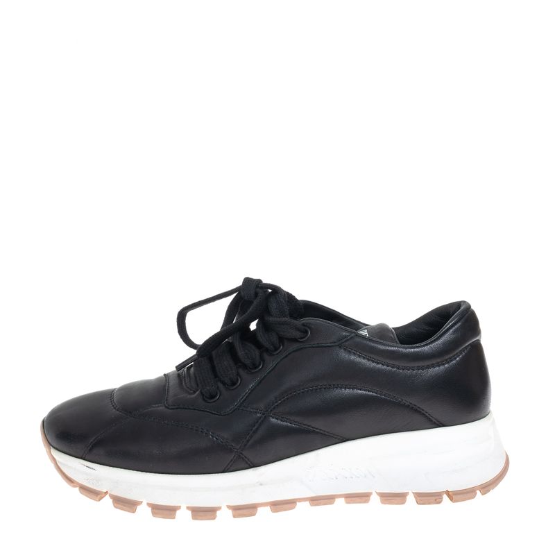 Tenis-Prada-Triangulo-Couro-Preto
