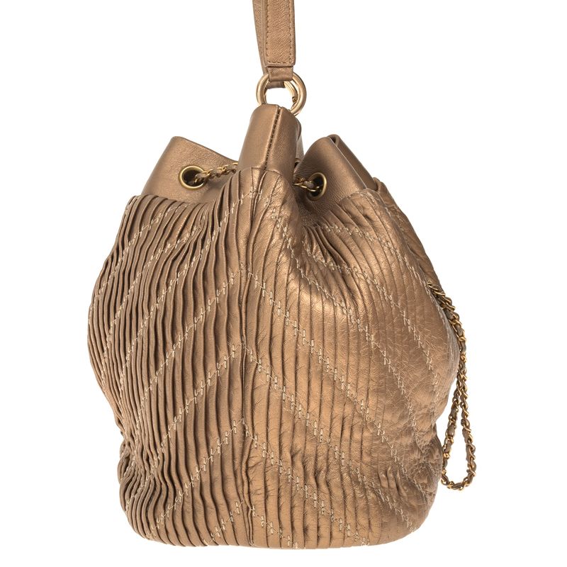 Bolsa-Chanel-Coco-Pleats-Dourada