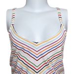 Vestido-Branco-Listras-Coloridas-