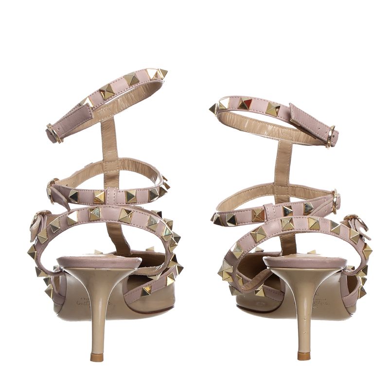 Scarpin-Valentino-Garavani-Rockstud-Verniz-Bege