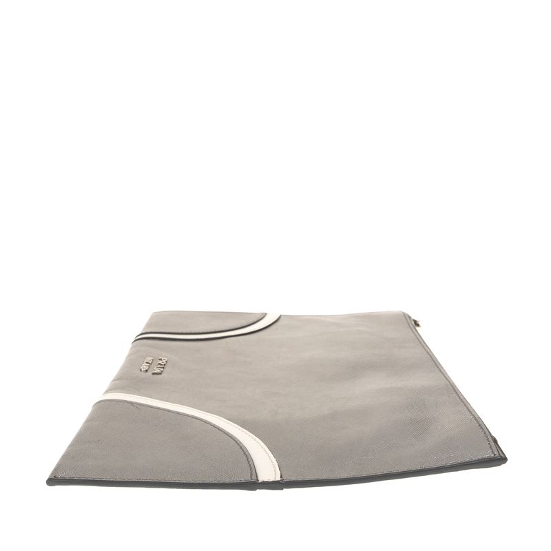 Clutch-Prada-Metalizada-Prata