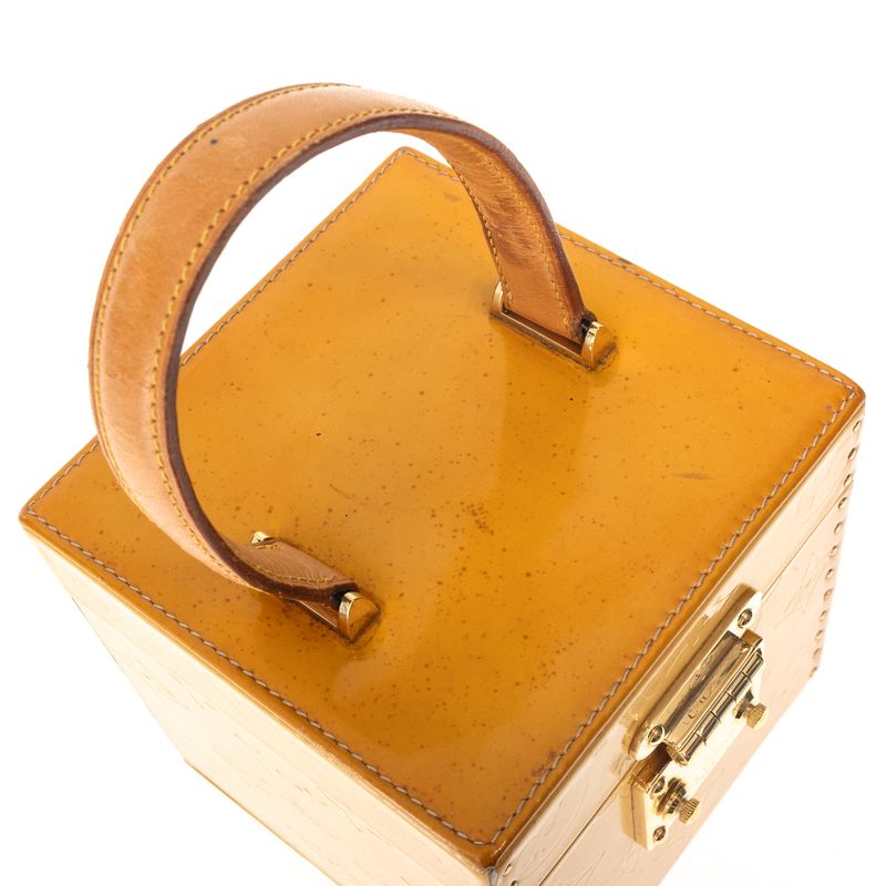 Bolsa-Louis-Vuitton-Bleecker-Verniz-Amarelo