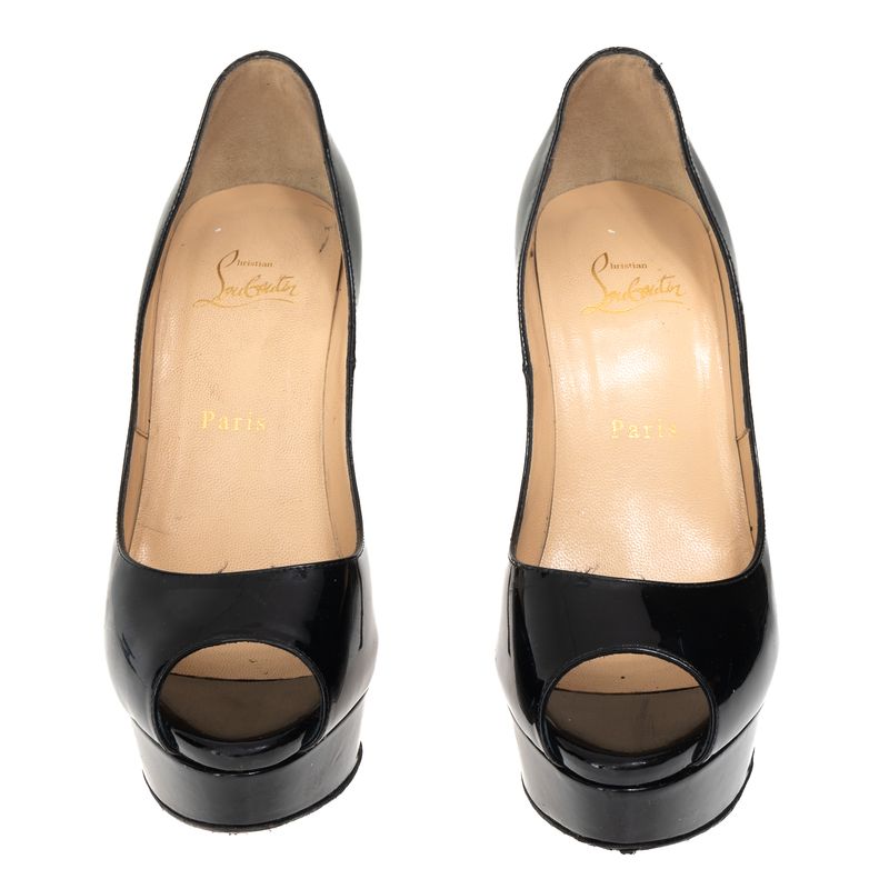 78228-Peep-Toe-Christian-Louboutin-Verniz-Preto-4