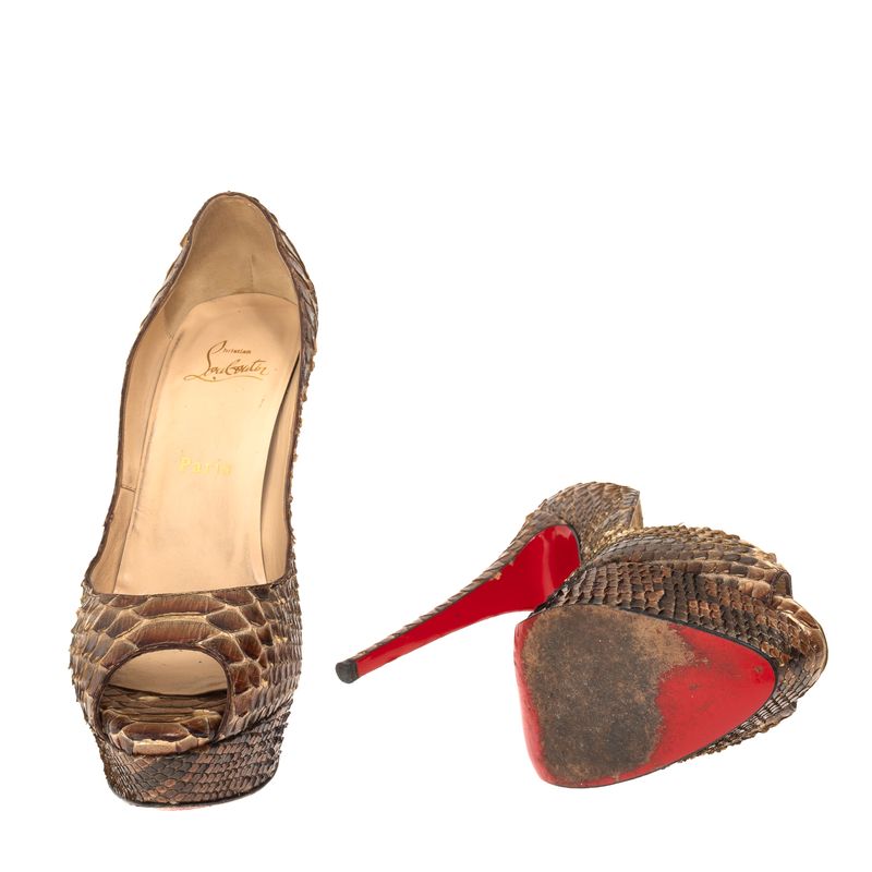 78513-Sapato-Christian-Louboutin-Peep-Toe-Couro-Exotico-Cobre-5