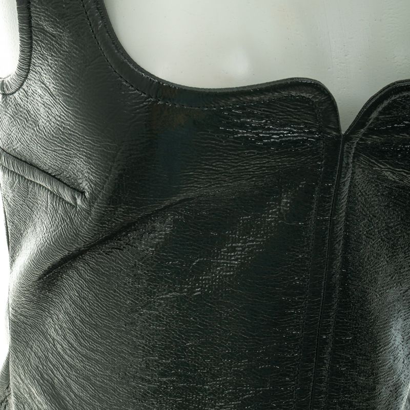 Vestido-Courreges-Vinil-Verde