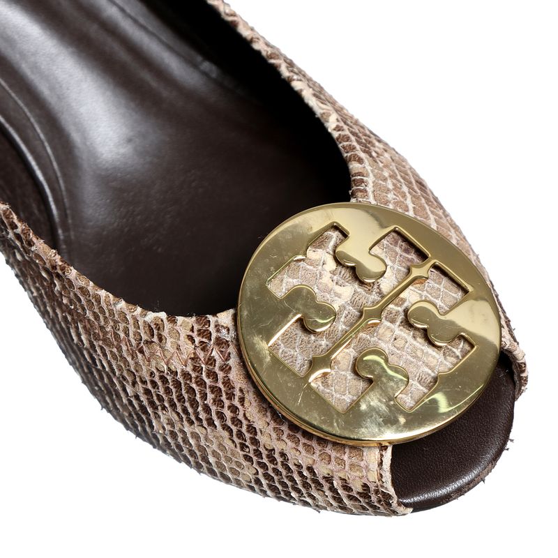 Sapato-Tory-Burch-Couro-Exotico-Marrom