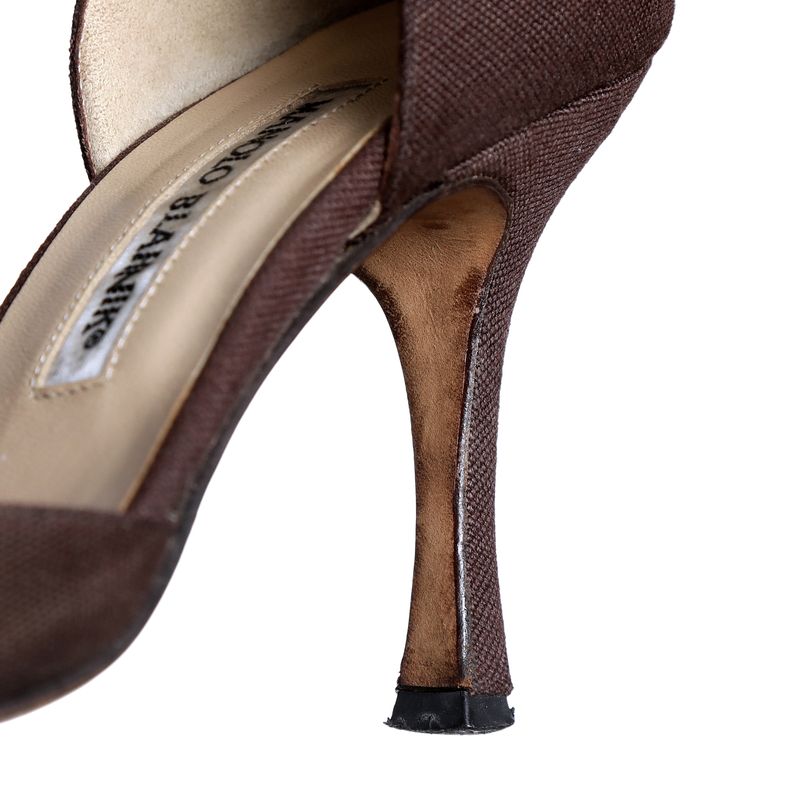 Scarpin-Manolo-Blahnik-Tela-Animal-Print-Marrom-