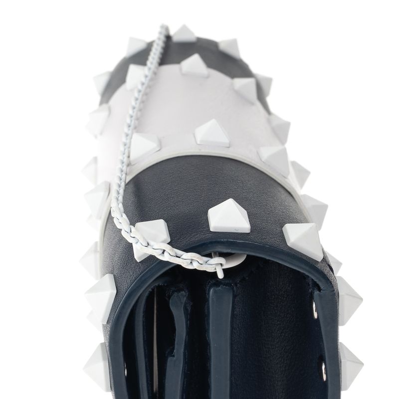 Bolsa-Valentino-Garavani-Free-Rockstud-Marinho-e-Branco