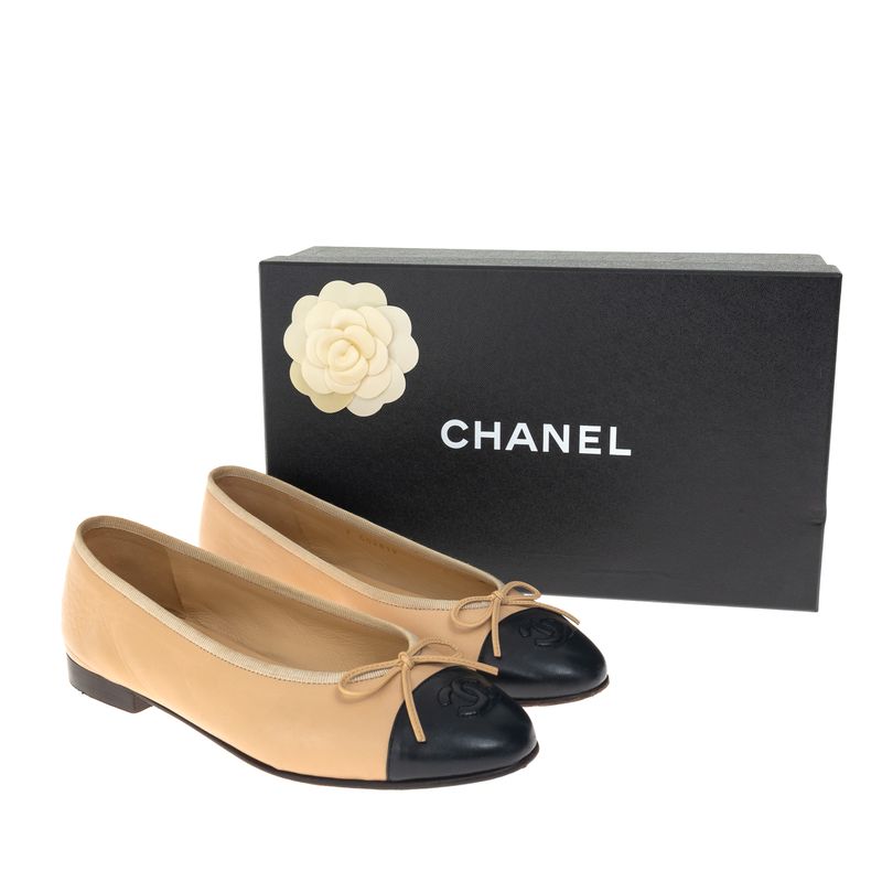 Sapatilha-Chanel-CC-Cap-Bicolor
