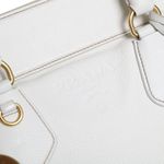 Bolsa-Prada-Blindstamp-Creme