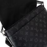 Bolsa-Louis-Vuitton-District-Monogram-Eclipse