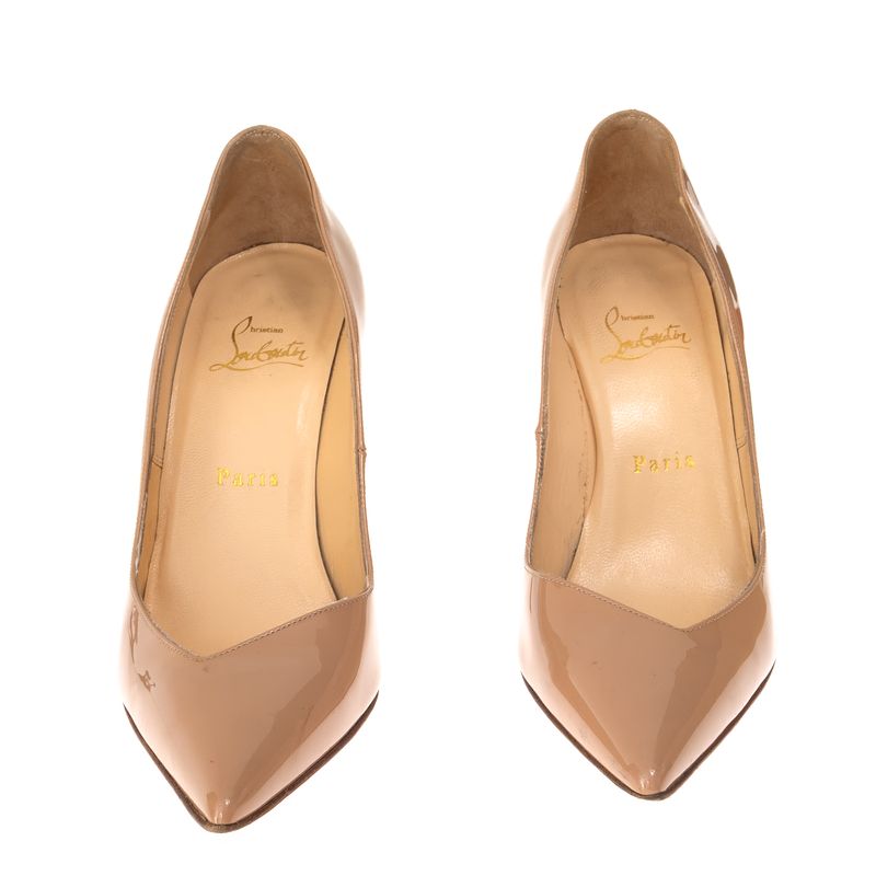 78751-Scarpin-Christian-Louboutin-Verniz-Bege-4