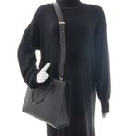 Bolsa-Prada-Logo-Saffiano-Preta