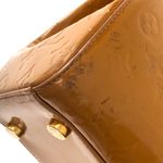 Bolsa-Louis-Vuitton-Brea-Verniz-Monograma-Dourada