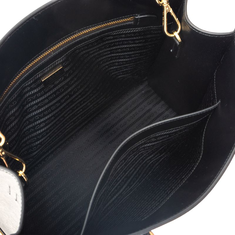 Bolsa-Prada-Logo-Saffiano-Preta