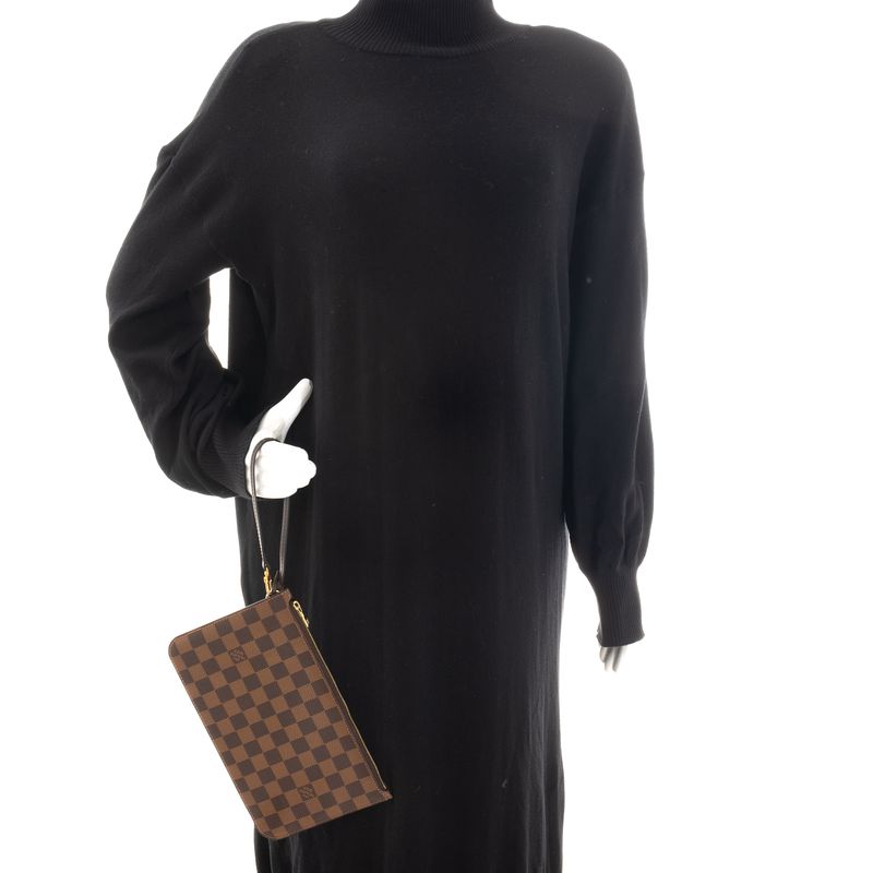 Bolsa-Louis-Vuitton-Pouch-Neverfull-Damier-Ebene