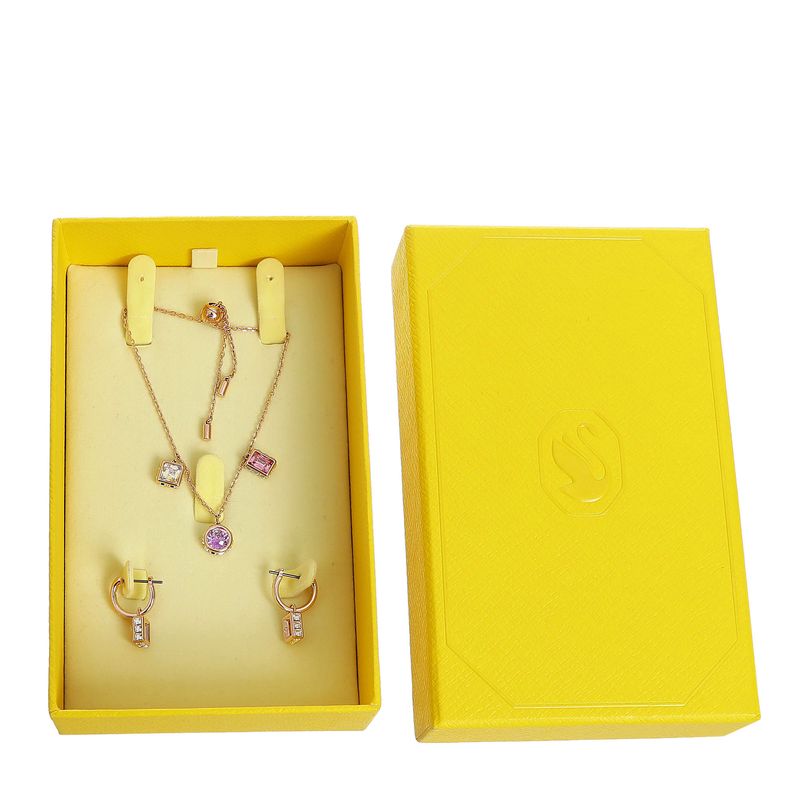 Conjunto-Swarovski-Stilla-Brincos-e-Colar-com-Cristais-Rosa