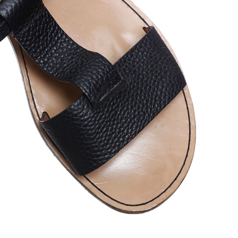 Rasteira-Valentino-Garavani-Couro-Preto