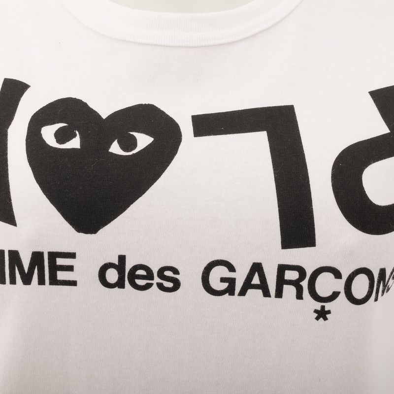 Camiseta-Comme-des-Garcons-Preta-e-Branca-