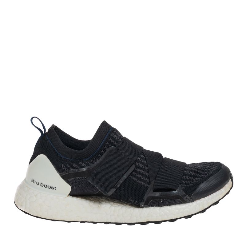 Tenis-Stella-McCartney-e-Adidas-Ultra-Boost-Preto