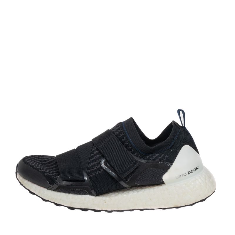 Tenis-Stella-McCartney-e-Adidas-Ultra-Boost-Preto