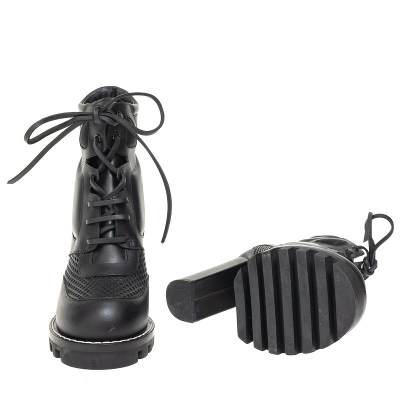 Bota-Louis-Vuitton-Digital-Gate-Couro-Preta