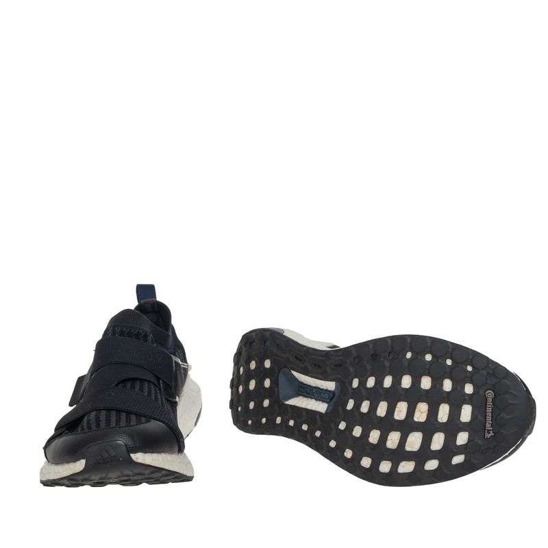 Tenis-Stella-McCartney-e-Adidas-Ultra-Boost-Preto