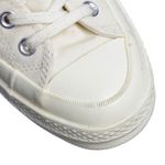 Tenis-All-Star-Converse-Comme-des-Garcons-Play-Chuck-70-Creme