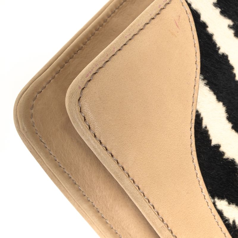 Bolsa-Gucci-Clutch-Broadway-Pelos-Animal-Print