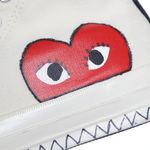 Tenis-All-Star-Converse-Comme-des-Garcons-Play-Chuck-70-Creme
