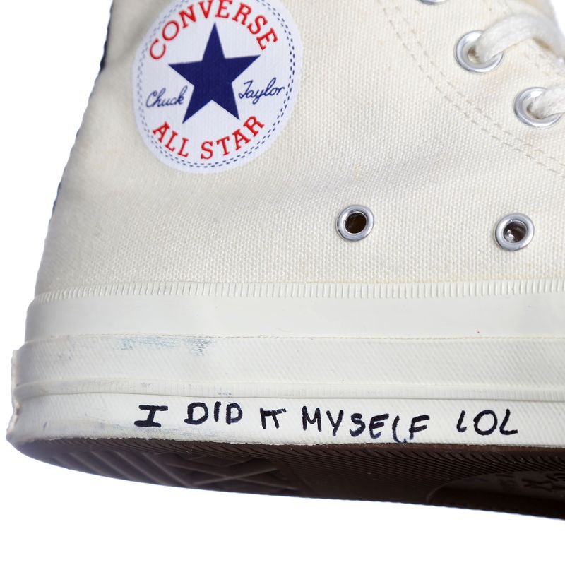 Tenis-All-Star-Converse-Comme-des-Garcons-Play-Chuck-70-Creme