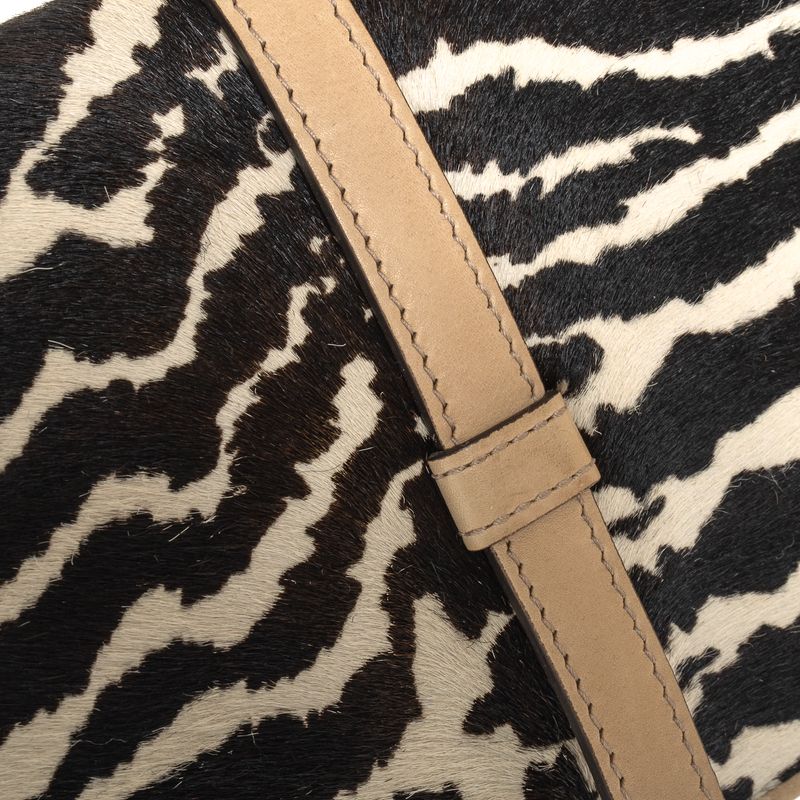 Bolsa-Gucci-Clutch-Broadway-Pelos-Animal-Print