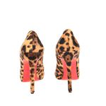79016-Sapato-Christian-Louboutin-Peep-Toe-Pelos-Animal-Print-2.JPG