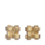 Brinco-de-Pressao-Quadrado-Dourado
