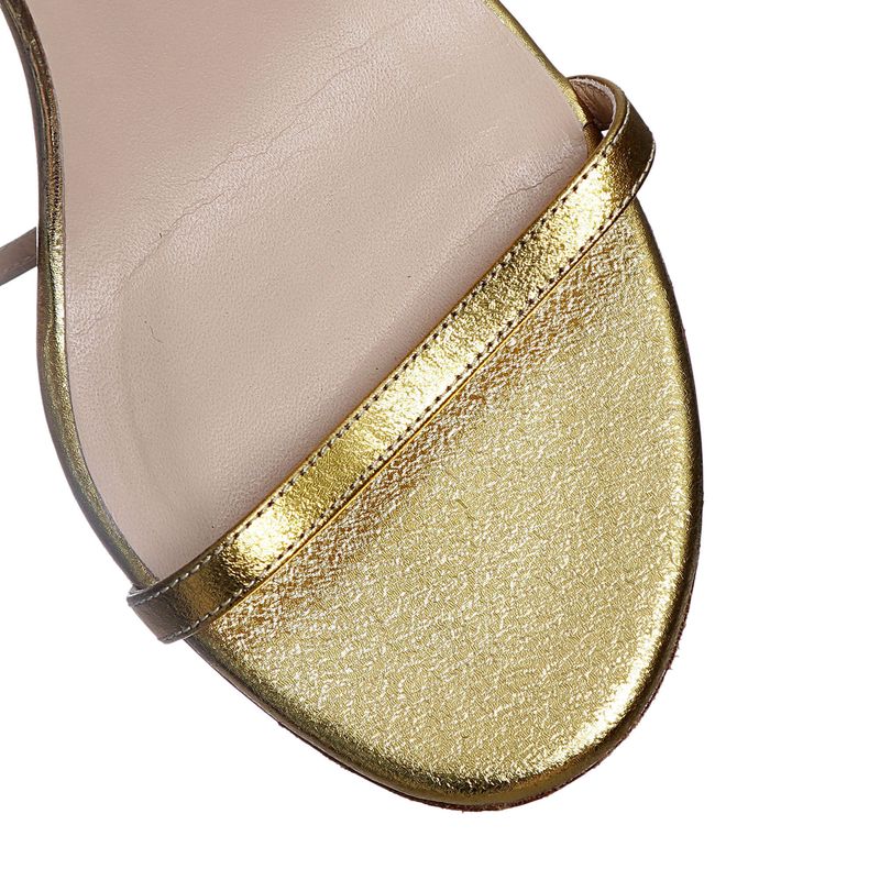 Sandalia-Stuart-Weitzman-Metalizado-Dourado