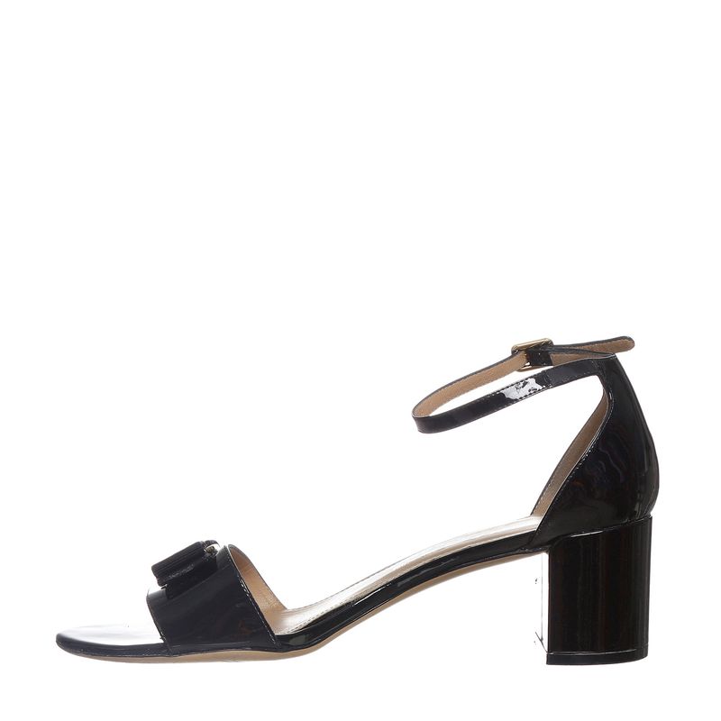 Sandalia-Salvatore-Ferragamo-Verniz-Preto