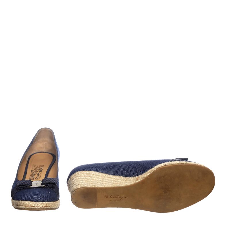 Sapato-Salvatore-Ferragamo-Anabela-Rafia-Azul