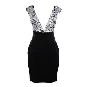 Vestido Marchesa Notte Bordado Flores Brancas Preto