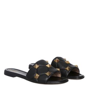 Sandália Valentino Garavani Rasteira Roman Stud Preta