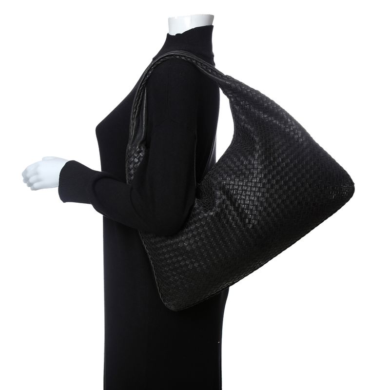 Bolsa-Bottega-Veneta-Hobo-Intrecciato-Preta--Not-so-New