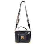 Bolsa-Michael-Kors-com-Alca-de-Mao-Preta