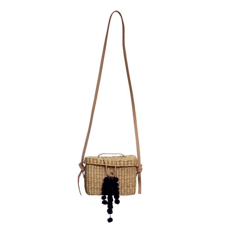 Bolsa-Nannacay-Cesta-Rafia-com-Pompons
