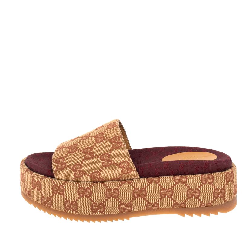 Sandalia-Gucci-Slide-Plataforma-Monograma