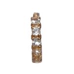Piercing-Victoria-Sayeg-de-Orelha-Manu-Topazios-Ouro-18K