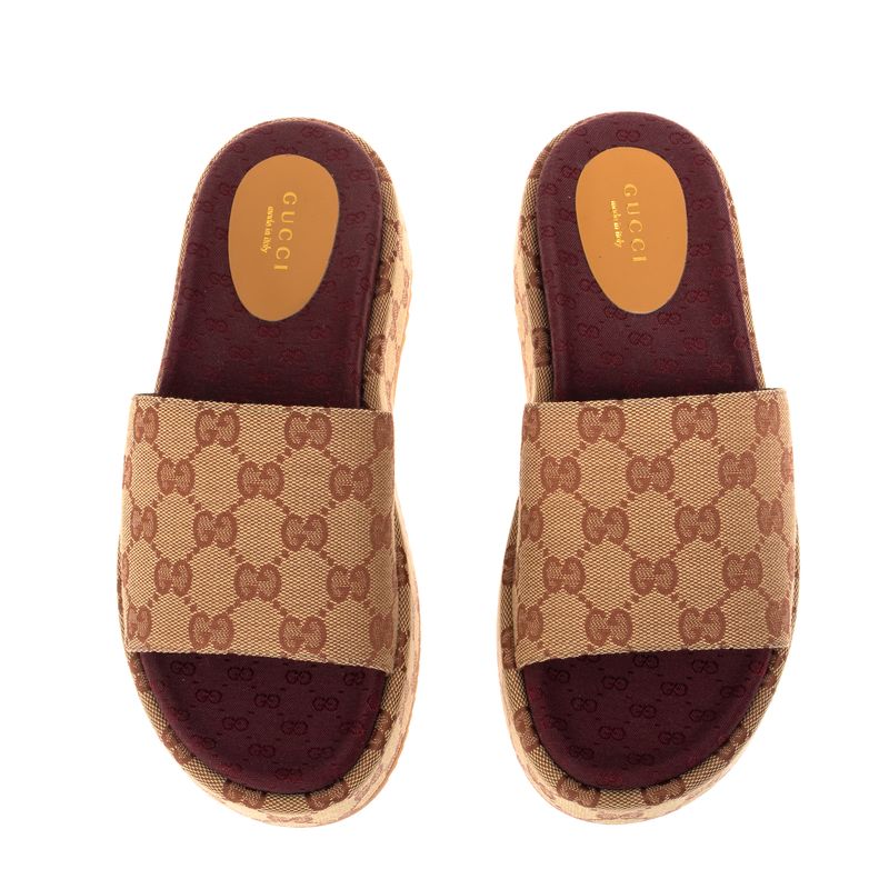 Sandalia-Gucci-Slide-Plataforma-Monograma