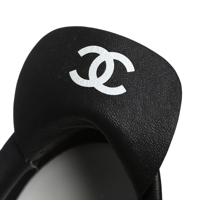 Tenis-Chanel-Couro-Branco