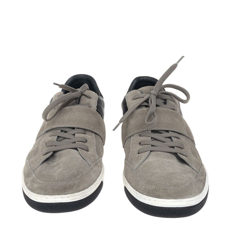 Tenis-Louis-Vuitton-Camurca-e-Damier-Ebene