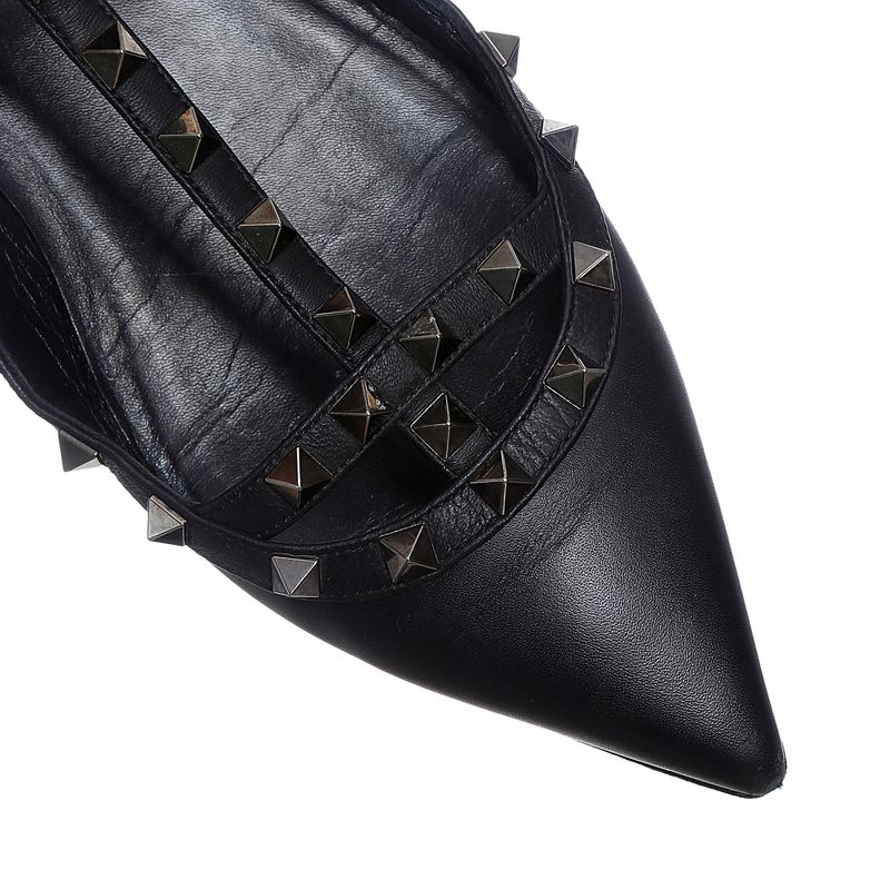 Sapatilha-Valentino-Garavani-Rockstud-Preta